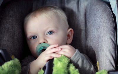 Baby Pacifiers: Risks, Weaning and Nipple Confusion